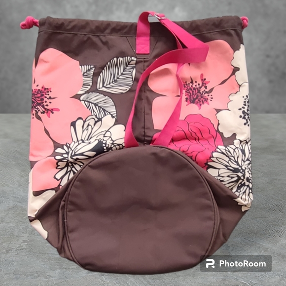 Vera Bradley Large Laundry Bag with Drawstring Top Very Sturdy Great Condition - Picture 4 of 9